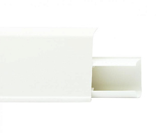 Плинтус напольный Winart Quadro (55 мм) 547 Белый