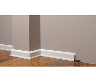 Плинтус напольный из дюрополимера Decor-Dizayn Белая Лепнина DD18